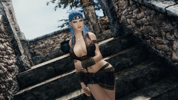 На ступенях своего дома.. Skyrim AE (Тропики 12)